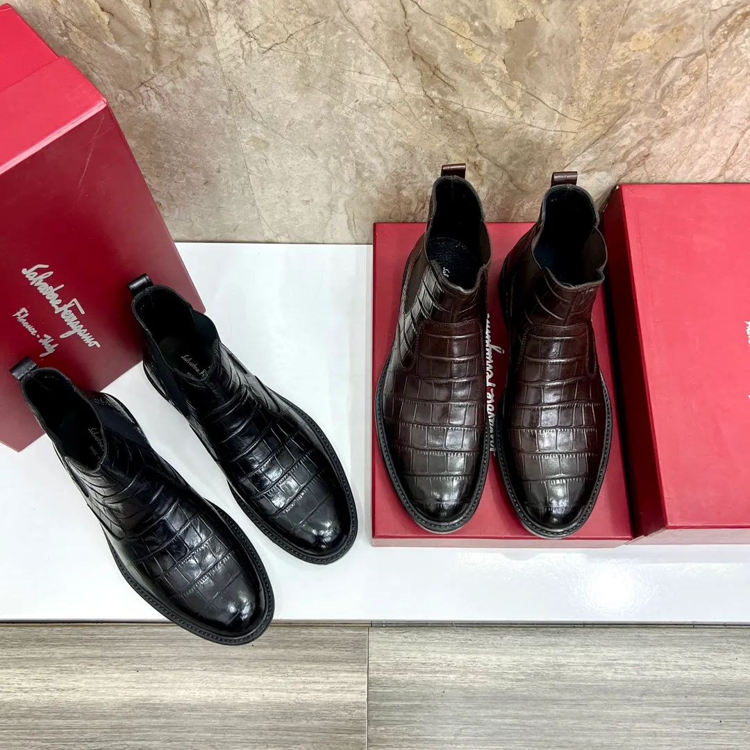 Original order quality: Men's shoes 💰700 Brand: Ferragamo (Ferragamo) One size larger: Men's size 38-44 (45 customized) Grade: Same style as the official website High-end men's shoes Material: Original cowhide, cowhide lining, original outsole Style category: Chelsea men's boots Fashion trend Color: Actual picture
